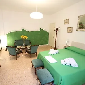 Casa de hóspedes Next Stop Casilino