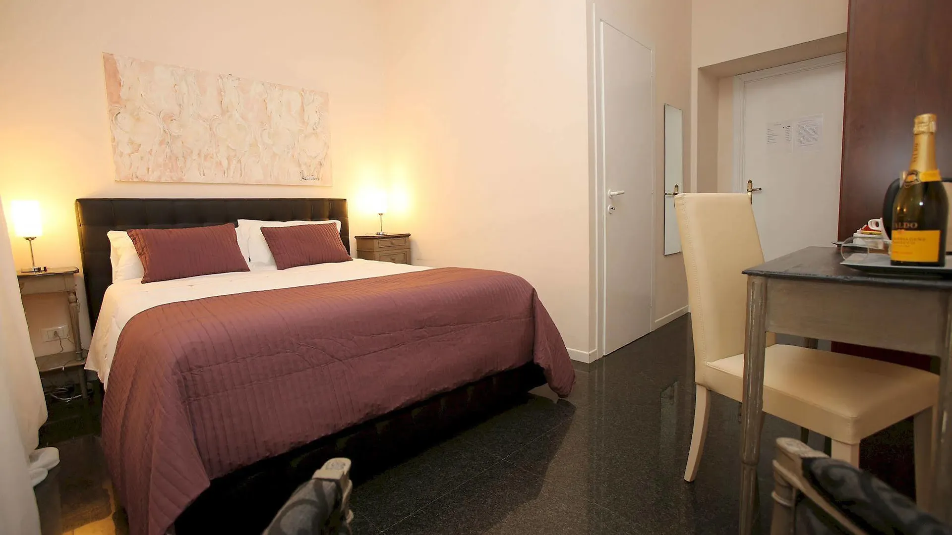 Amica Roma Guest House 로마