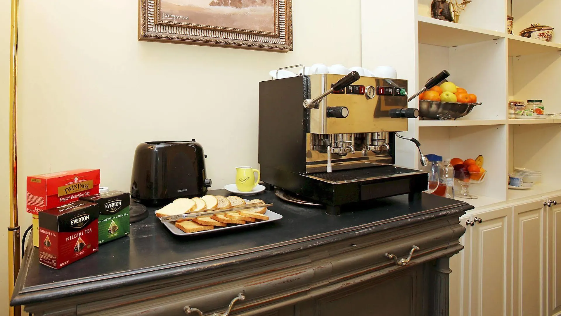 Amica Roma Guest House 2*, 로마